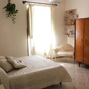 https://sicilia-nica-appartamento-privato-a-cinisi.palermohotels.org