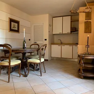 https://locanda-ferrandi.hotelitalianriviera.com